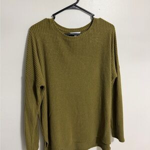 Time and Tru Olive Knit Top